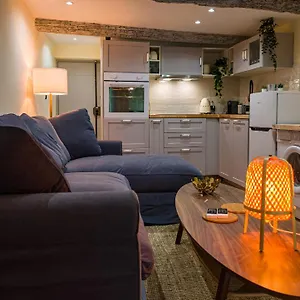  Appartement Vieille Neuf Et Cosy, Deux Chambres, 6 Couchages France